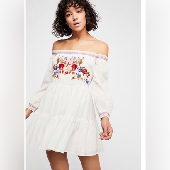 Free People Dresses & Skirts - Free People Sunbeams Tiered Embroidered White Mini Dress SZ L Off The Shoulder
